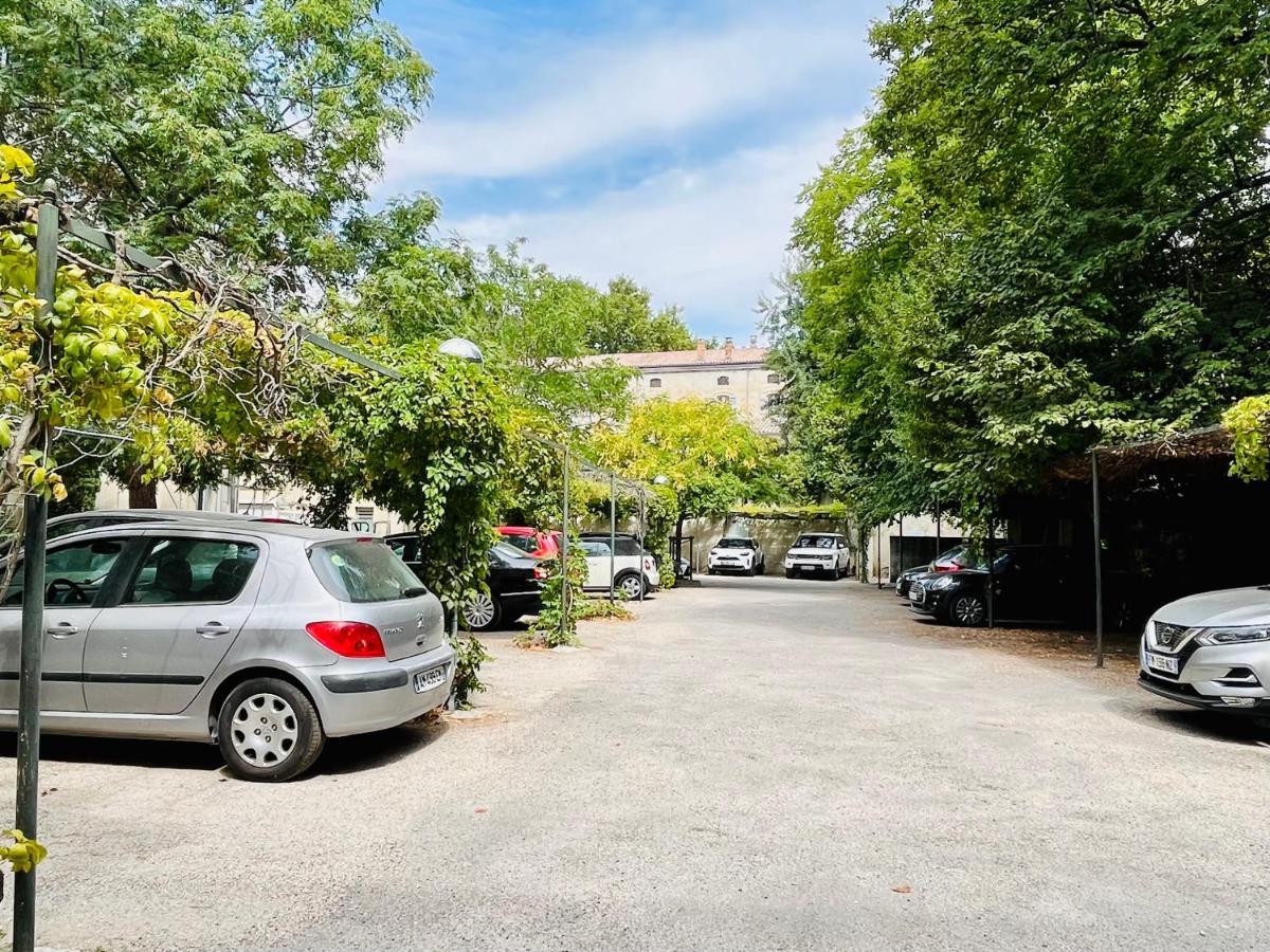 Duplex-Ceiling Height 1,9M-Free Private Parking-Self Check In !! Duplex Climatise-Hauteur Sous Plafond 1,9M-Parking Prive Gratuit-Arrivee Autonome !! 아비뇽 외부 사진